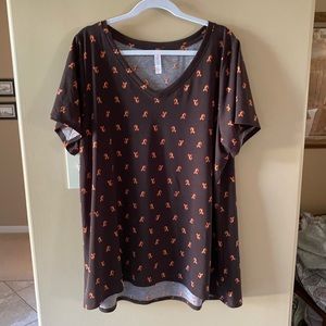 LuLaRoe Shirt with Foxes